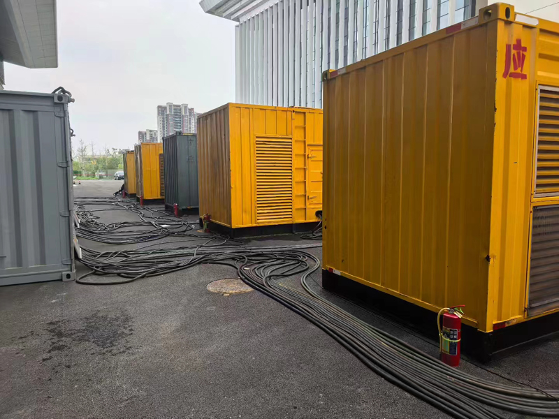 新城街道不同季节柴油发电机组保养有哪些注意事项?
